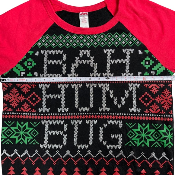 Holiday Time size Medium Christmas sweatshirt black, green, red & glitter GUC - Picture 7 of 9
